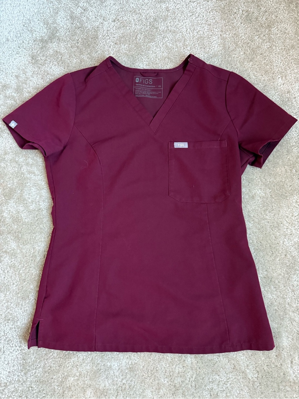 Figs Women's Short Sleeve V-Neck Scrub Top in Burgundy
